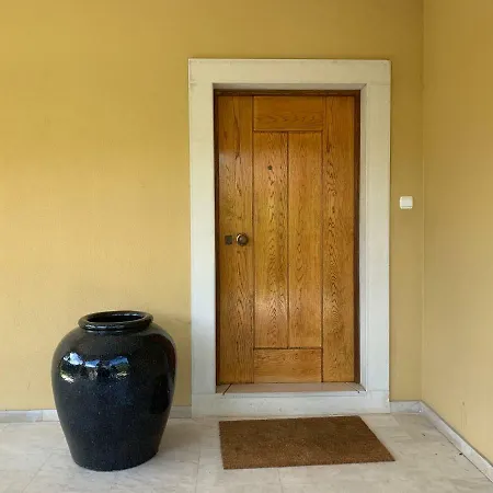 Aroeira Near Lisbon- Daydream Pt